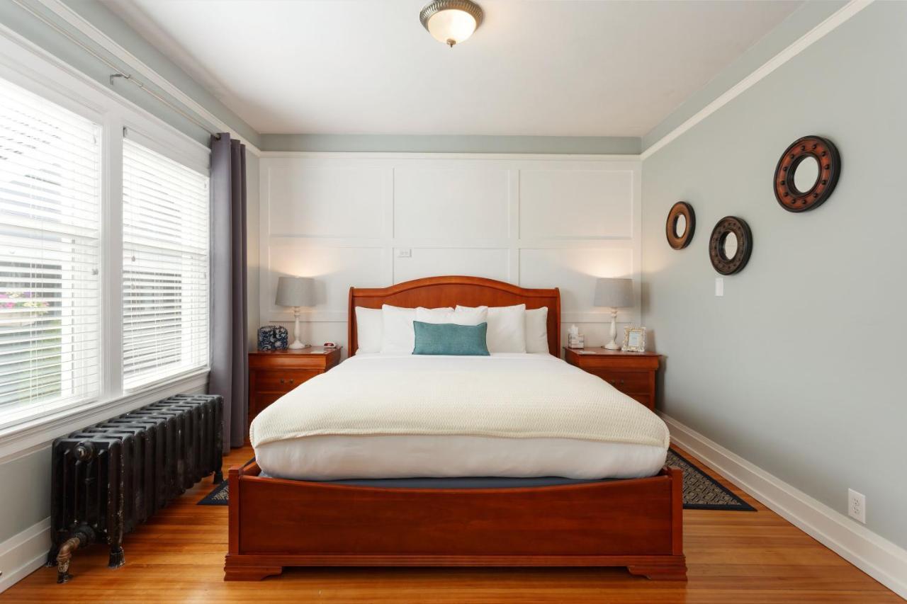 Nantucket Inn - Анакортс Экстерьер фото